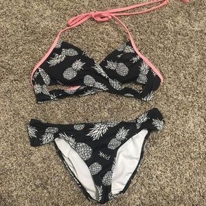 super cute swimsuit!! great condition